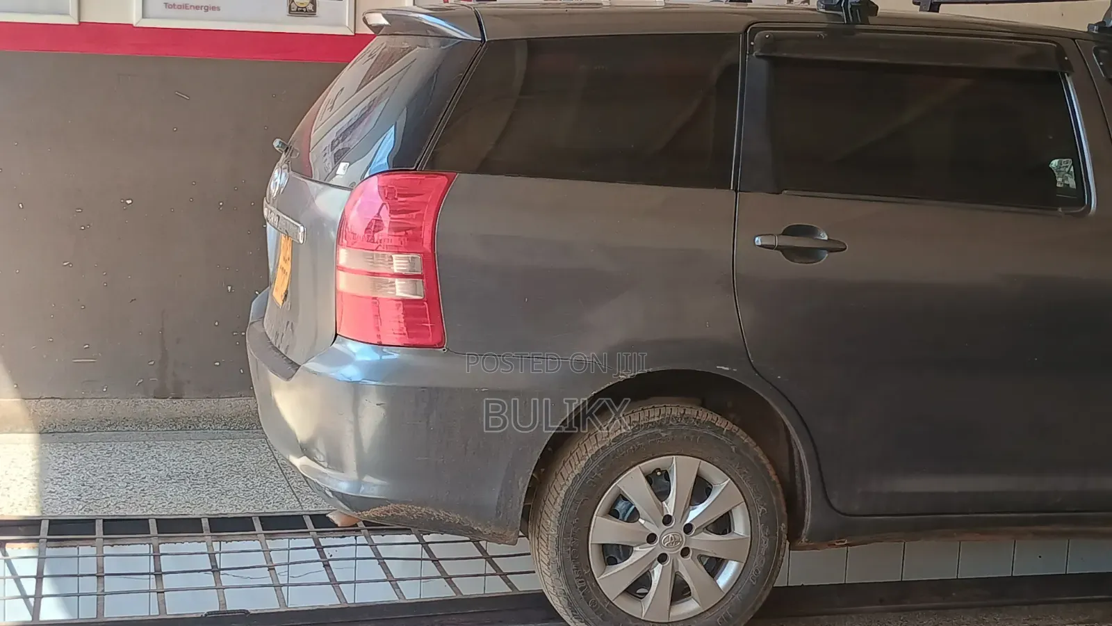 Toyota Wish 2004 Gray