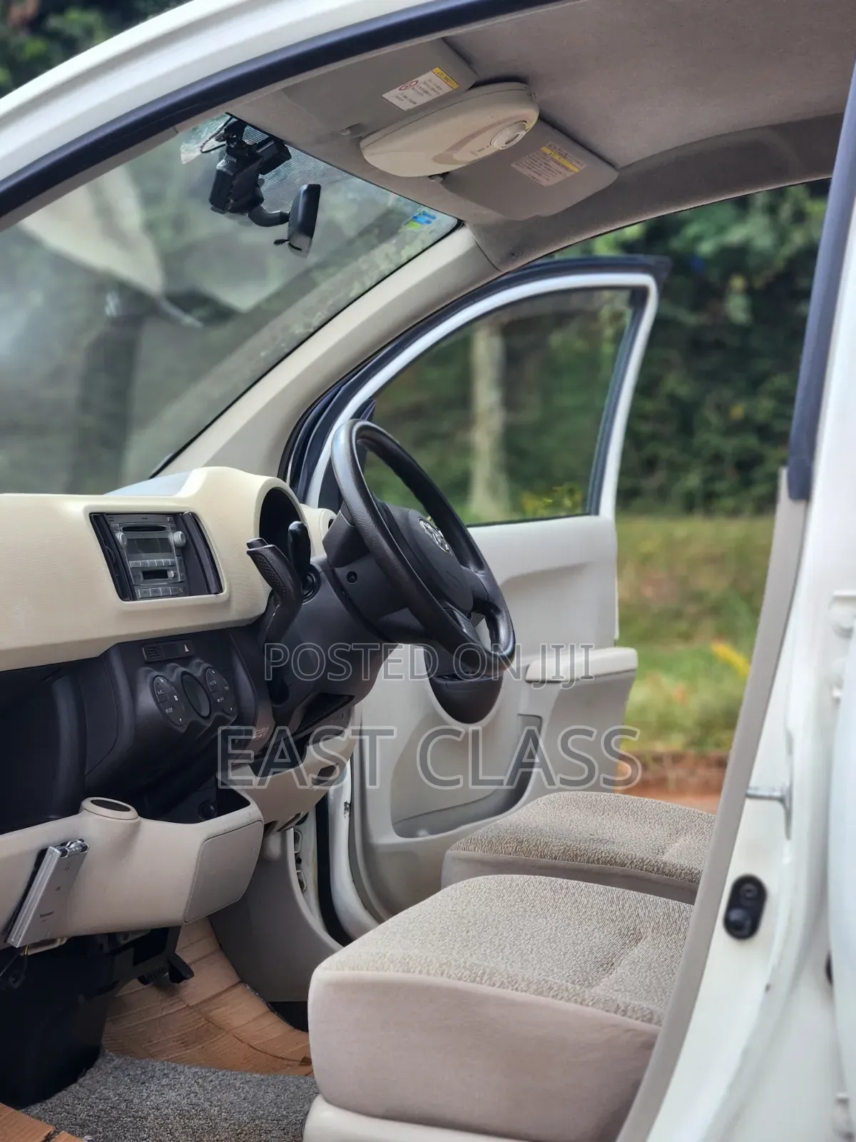 Toyota Passo 1.0 FWD 2012 White