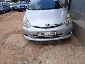 Toyota Wish 2005 Silver