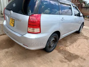 Toyota Wish 2005 Silver