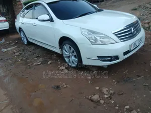 Nissan Teana 2010 White