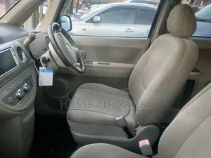 Toyota Porte 2007 Silver
