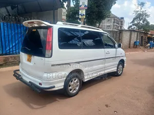 Toyota Noah 2002 White