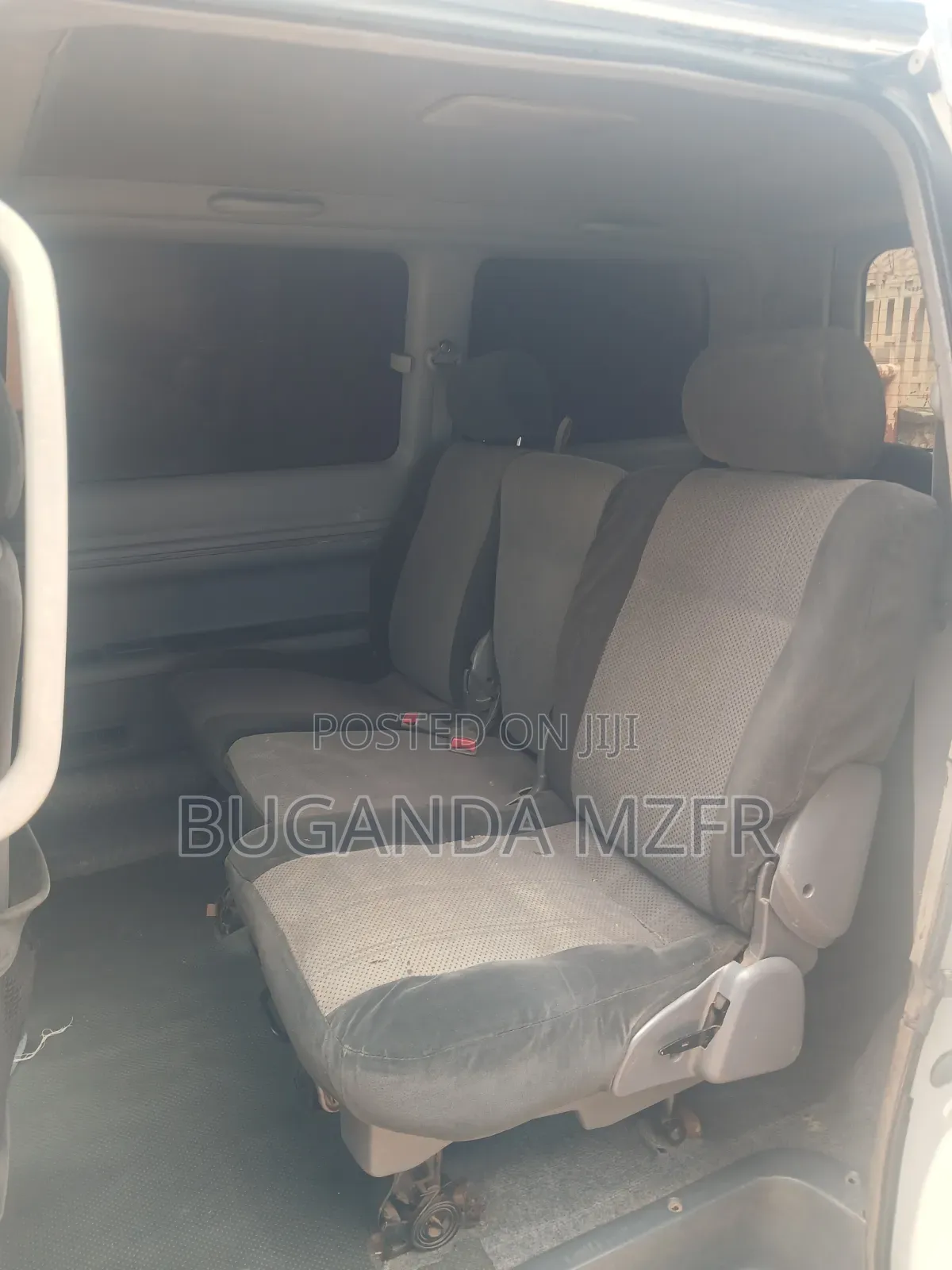 Toyota Noah 2002 White