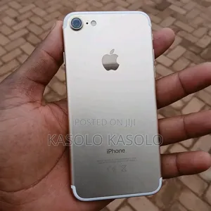 Apple iPhone 7 32 GB Gray