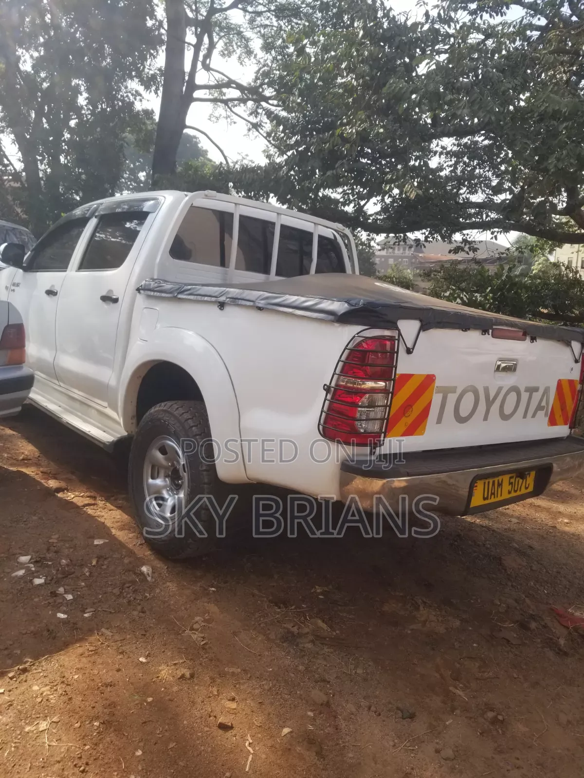 Toyota Hilux 2015 White