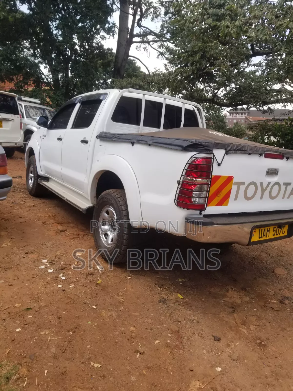 Toyota Hilux 2015 White