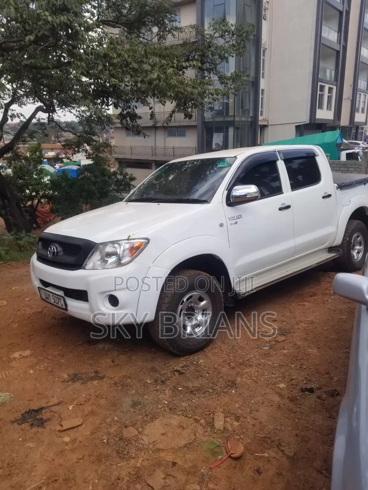 Toyota Hilux 2015 White