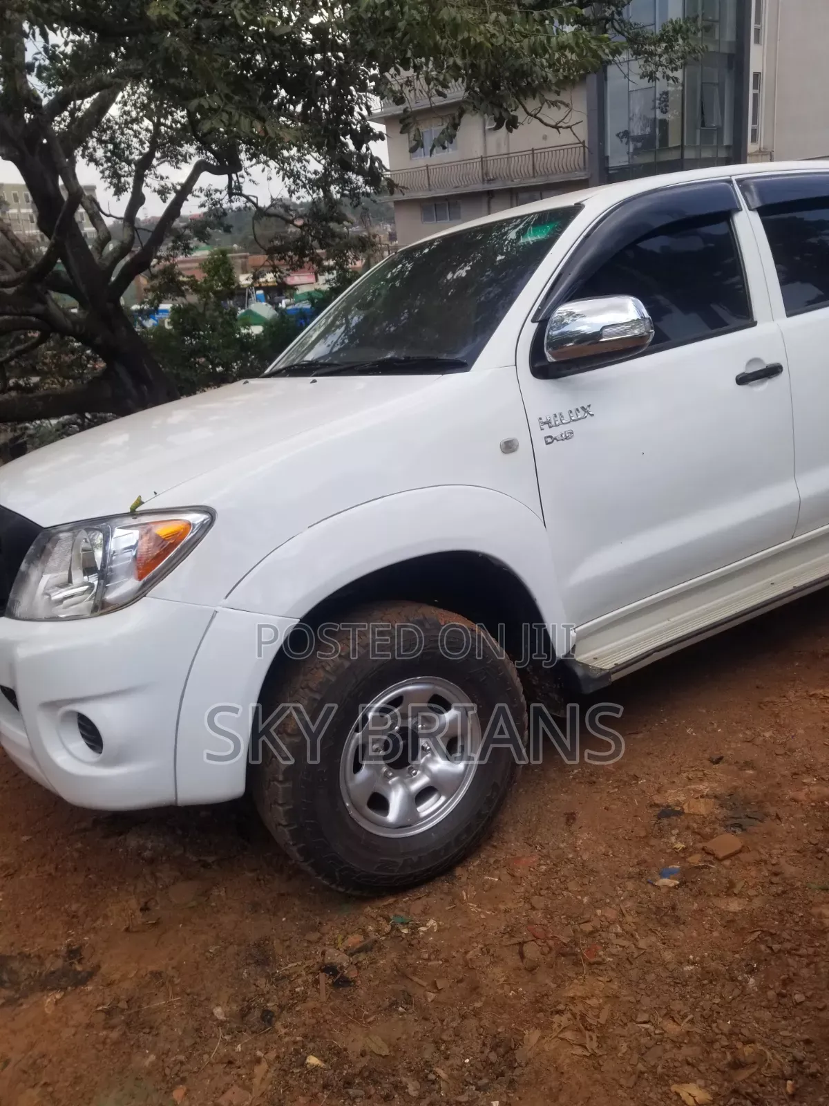 Toyota Hilux 2015 White