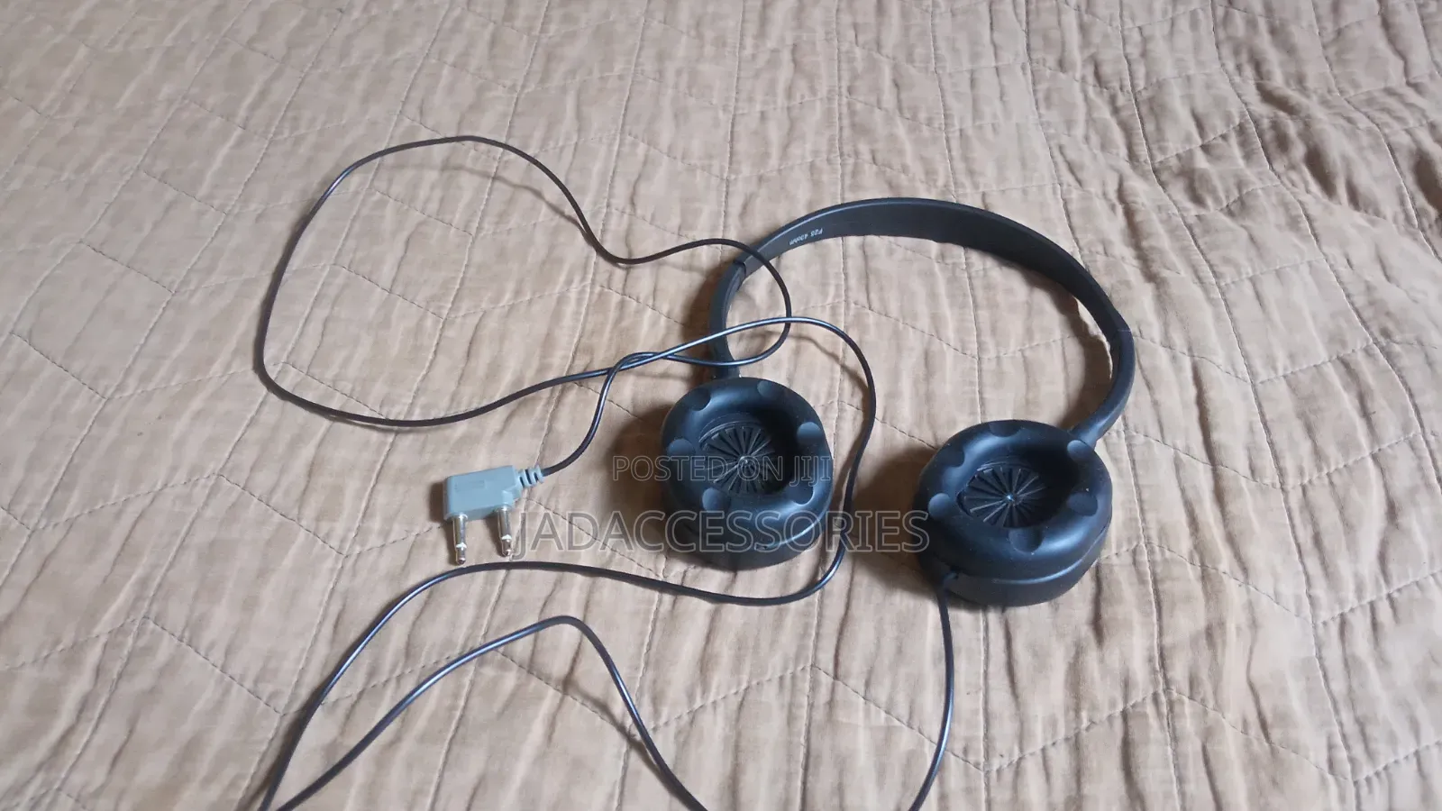 Classic Qatar Headsets