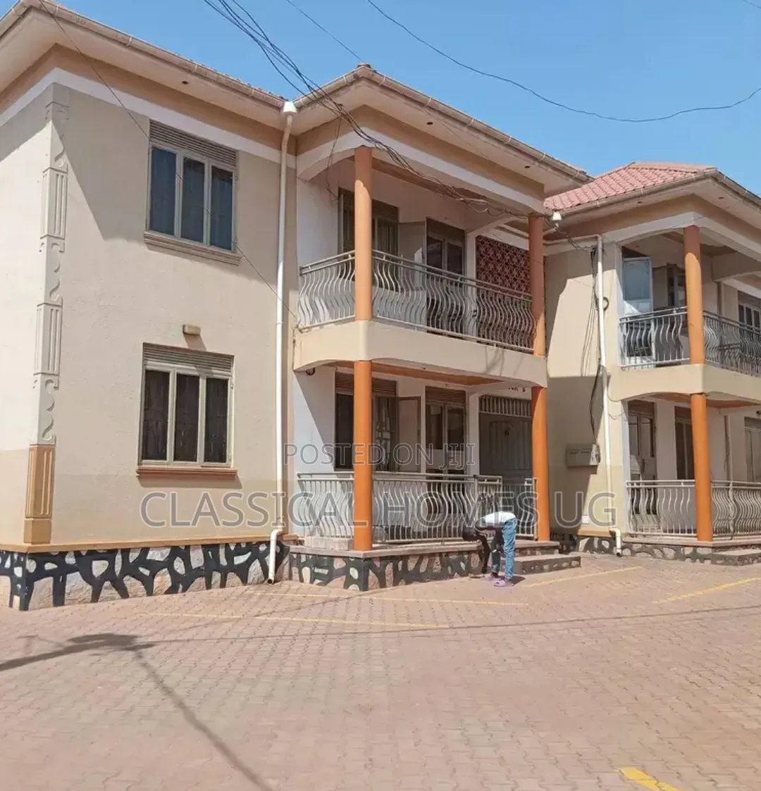 3bdrm Apartment in Mutundwe, Central Division for rent