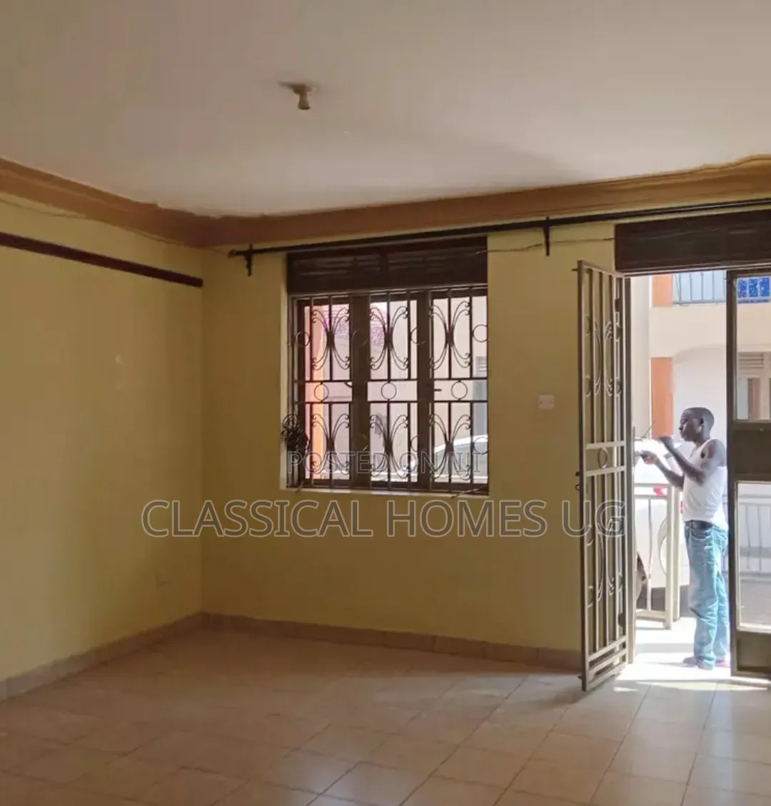 3bdrm Apartment in Mutundwe, Central Division for rent