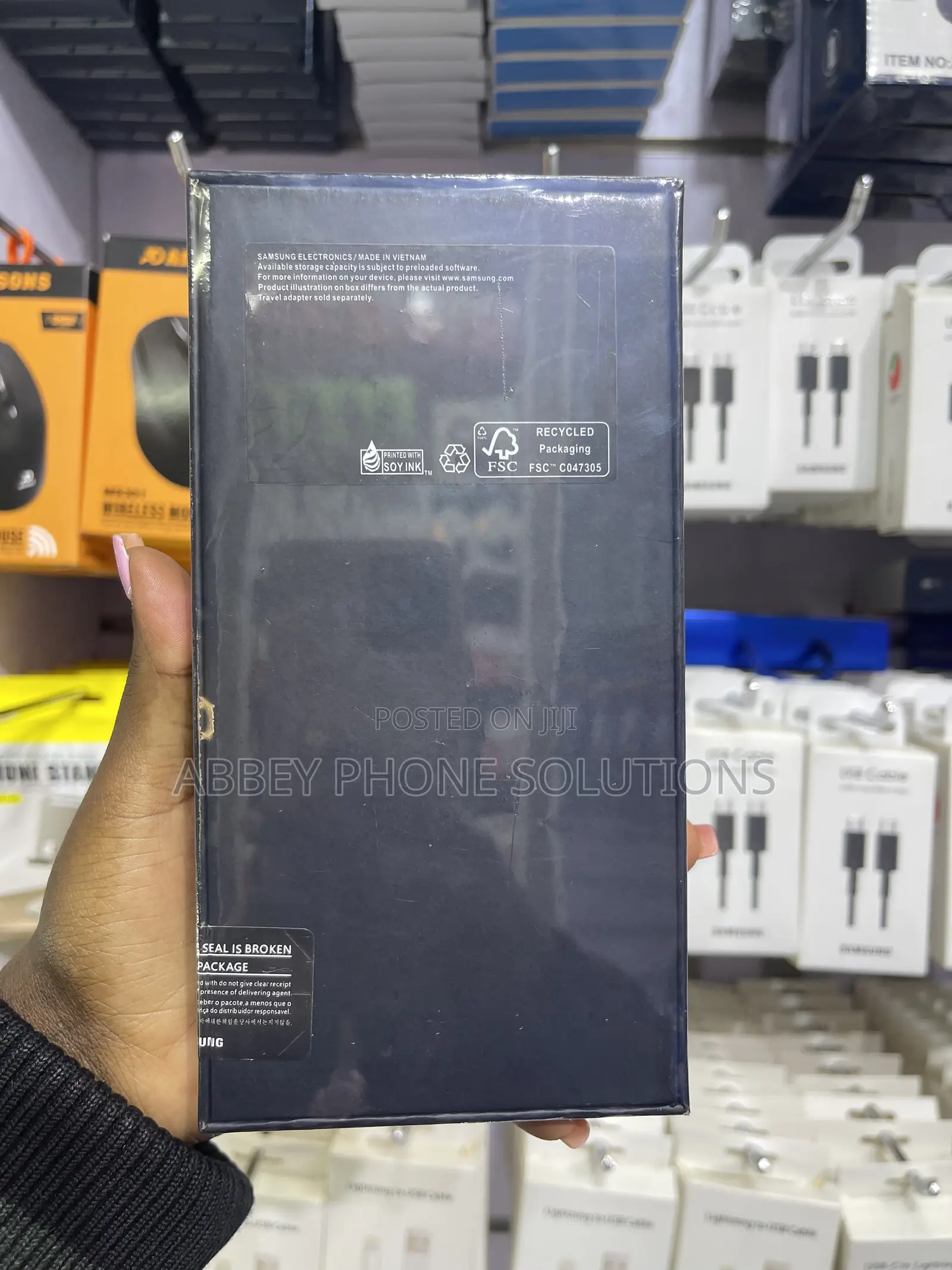 New Samsung Galaxy S22 Ultra 256 GB Black