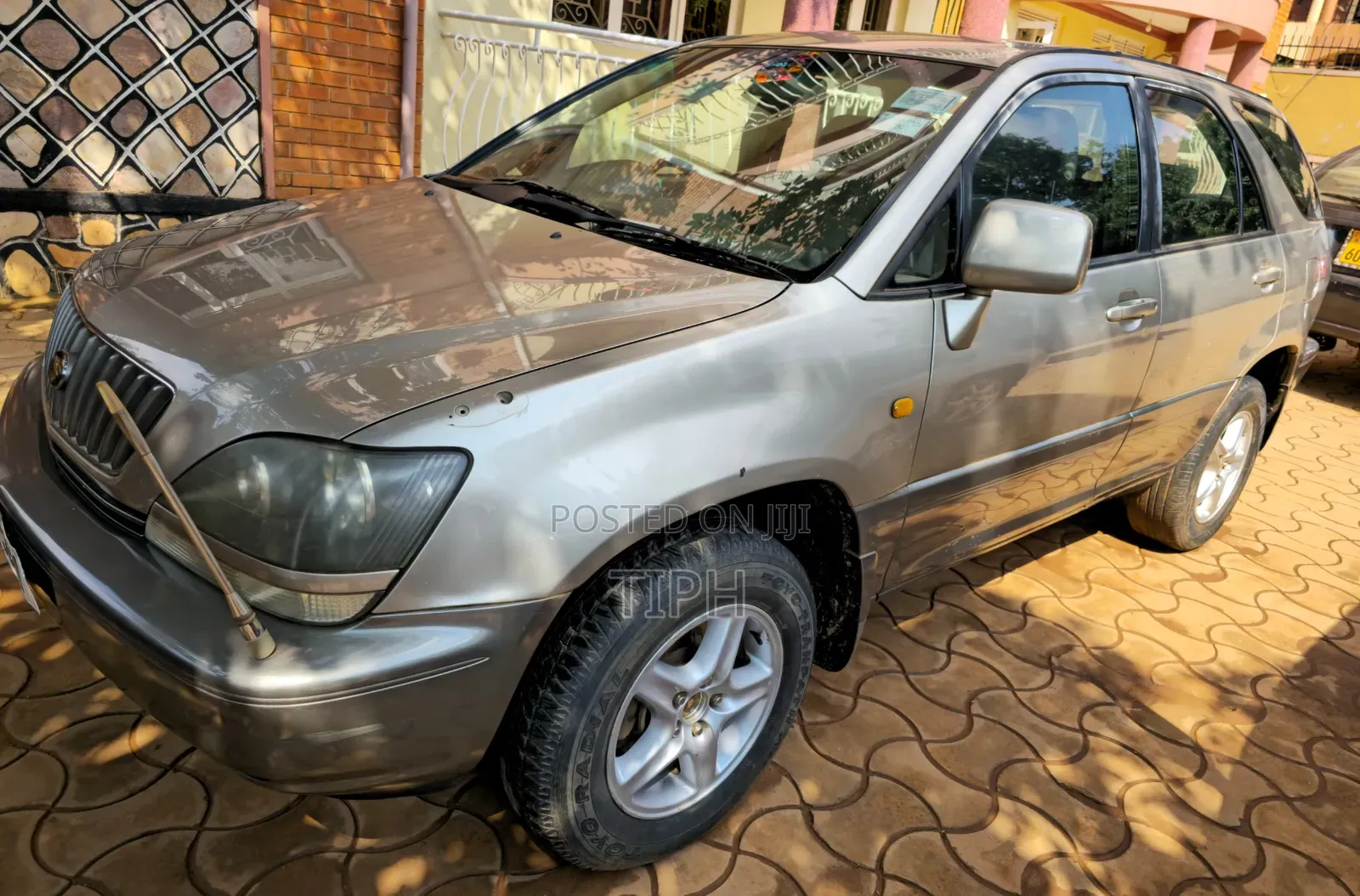 Toyota Harrier 2002