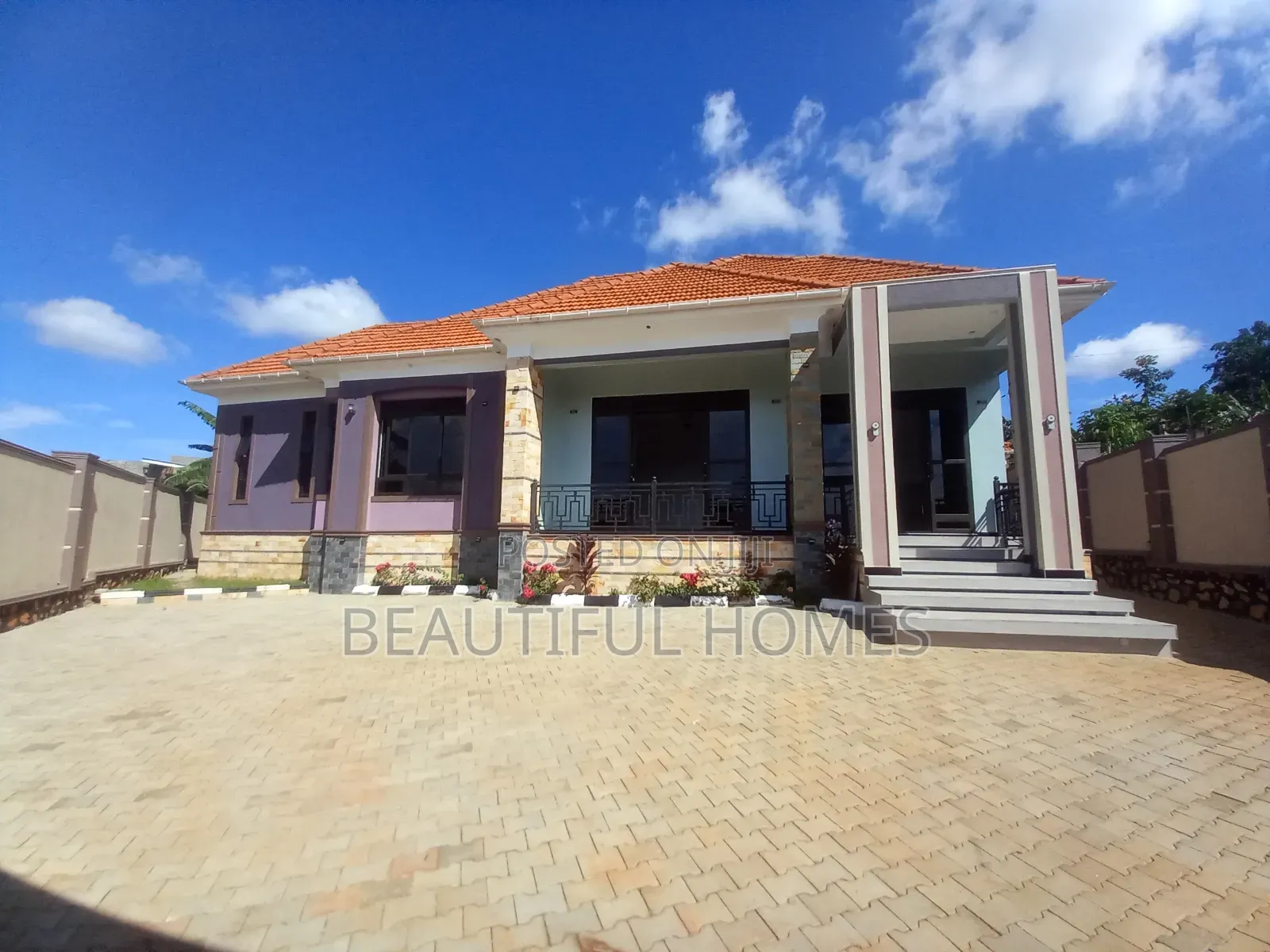 Furnished 4bdrm House in Akright City, Ssabagabo-Makindye for sale