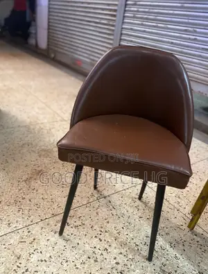 Upholstered Executive/Dining Chair