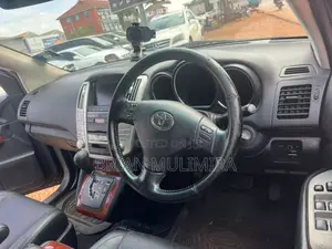 Toyota Harrier 2.4 2010 Black