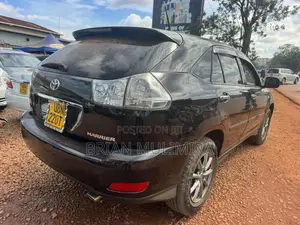 Toyota Harrier 2.4 2010 Black