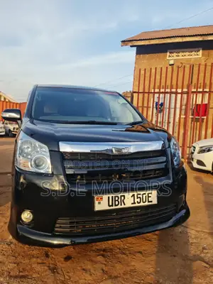 Toyota Noah 2009 Black