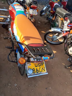 Bajaj Boxer 100 2016 Red