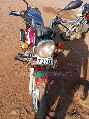 TVS HLX 125 2023 Red