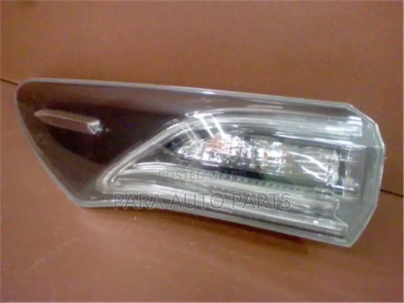 Harrier Hybrid Taillight
