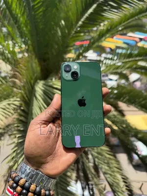 Apple iPhone 13 128 GB Green