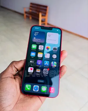 Apple iPhone 13 128 GB Red