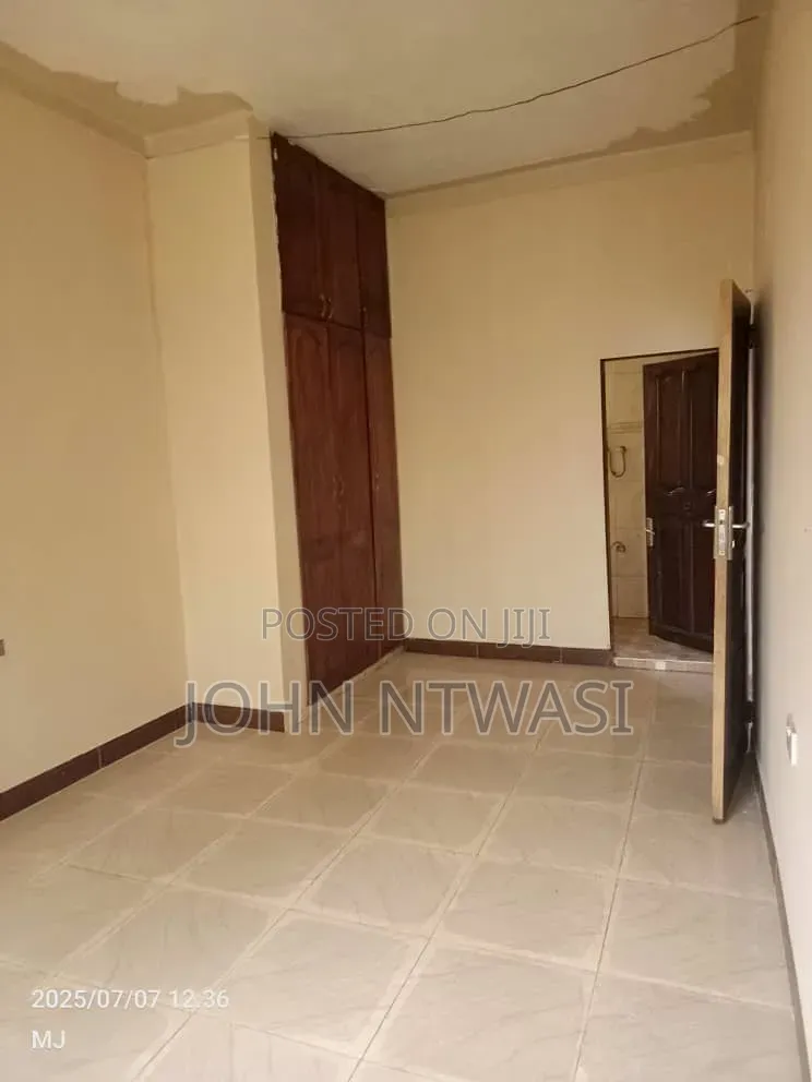 Furnished 5bdrm House in Wakiso / Wakiso for sale