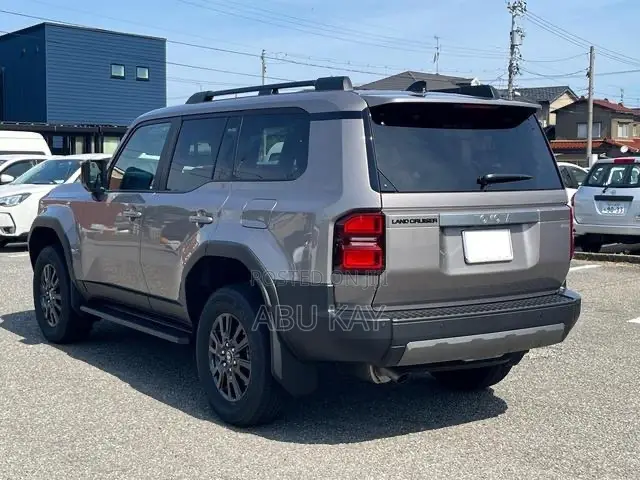 New Toyota Land Cruiser Prado 2.8 2024 Gray