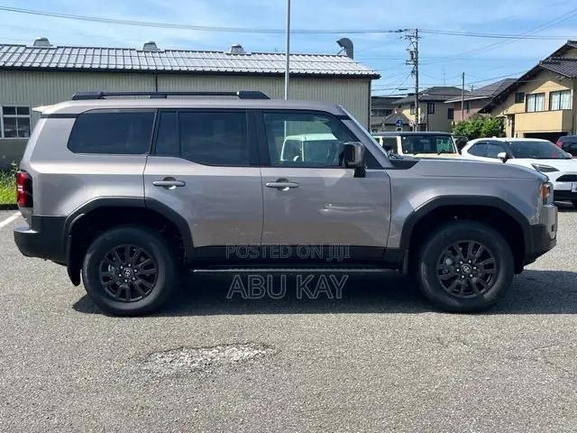 New Toyota Land Cruiser Prado 2.8 2024 Gray