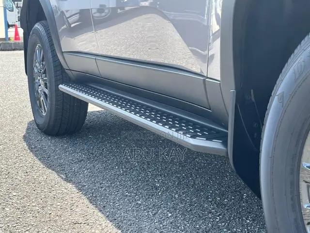 New Toyota Land Cruiser Prado 2.8 2024 Gray