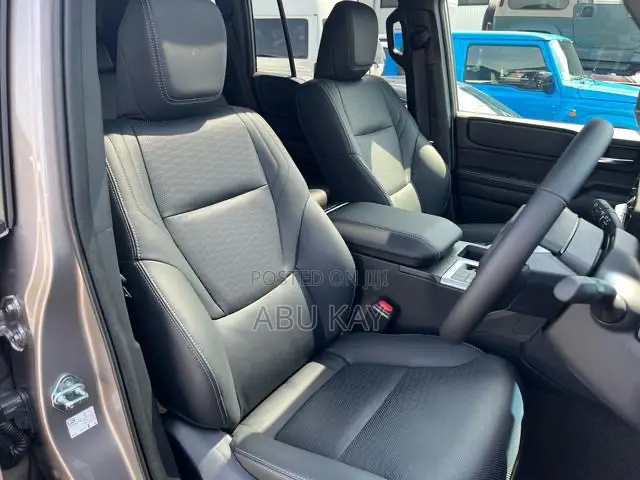 New Toyota Land Cruiser Prado 2.8 2024 Gray