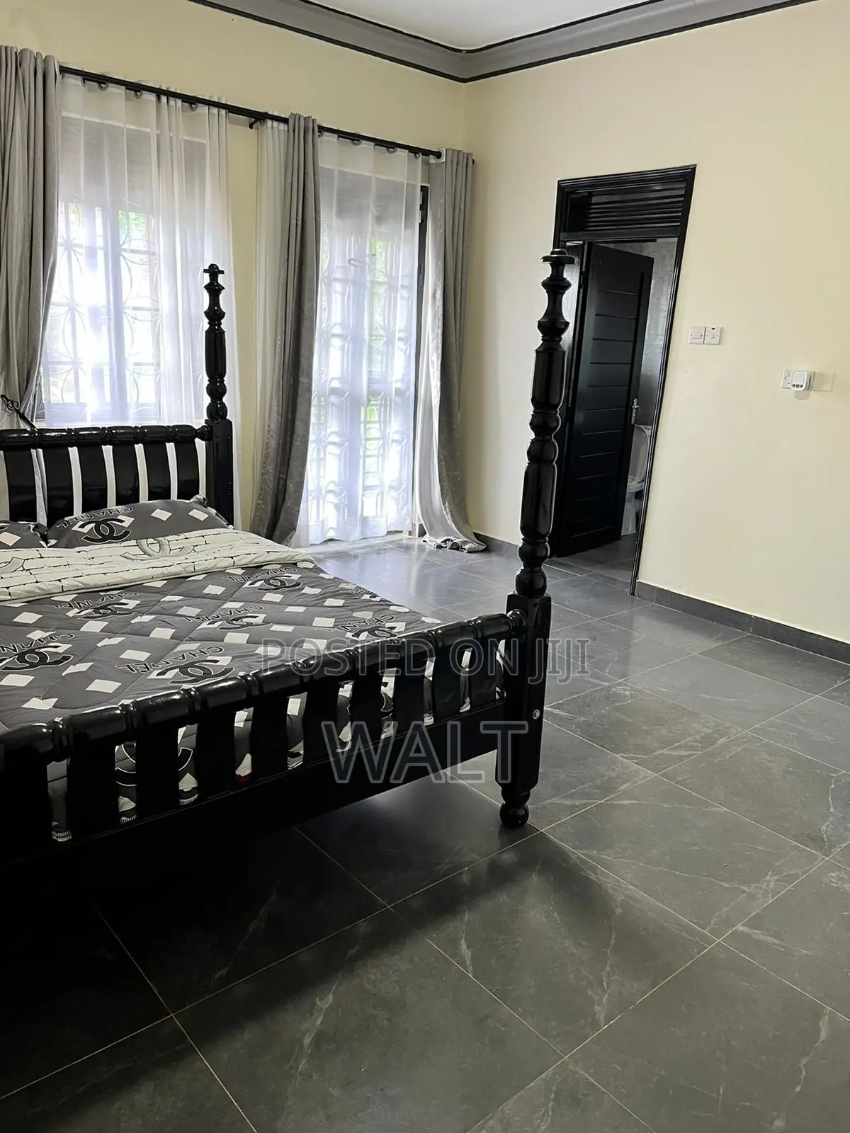 Furnished 9bdrm House in Mbalwa, Central Division for rent