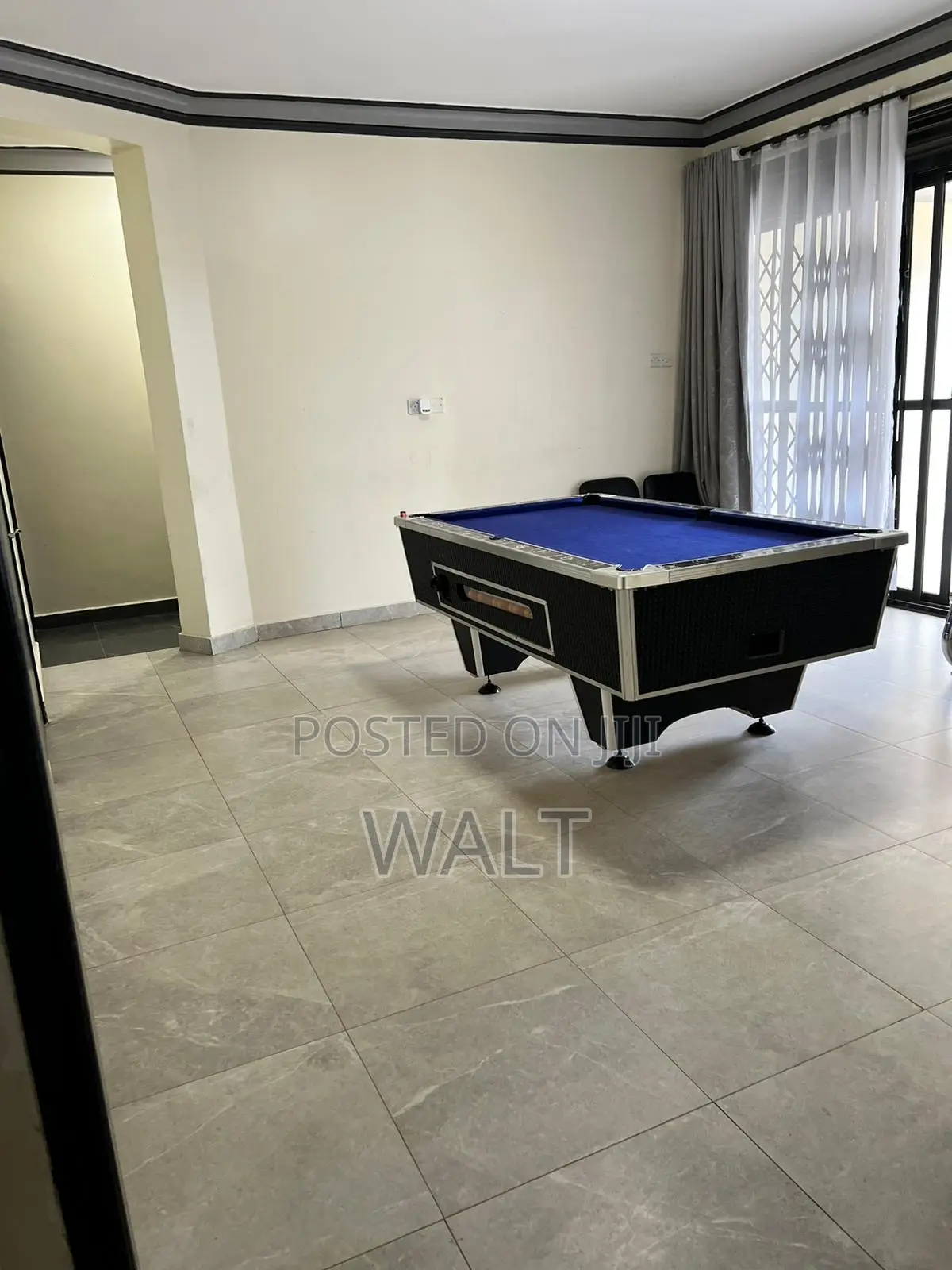 Furnished 9bdrm House in Mbalwa, Central Division for rent