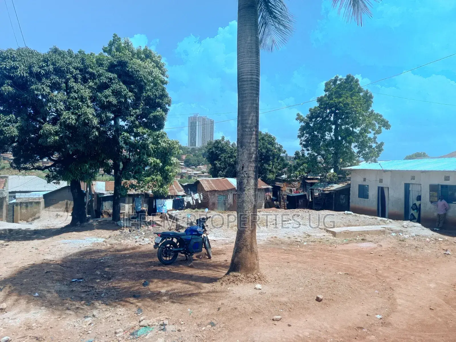Half Acre in Kibuli Ku Dipo at Only 1.5bn