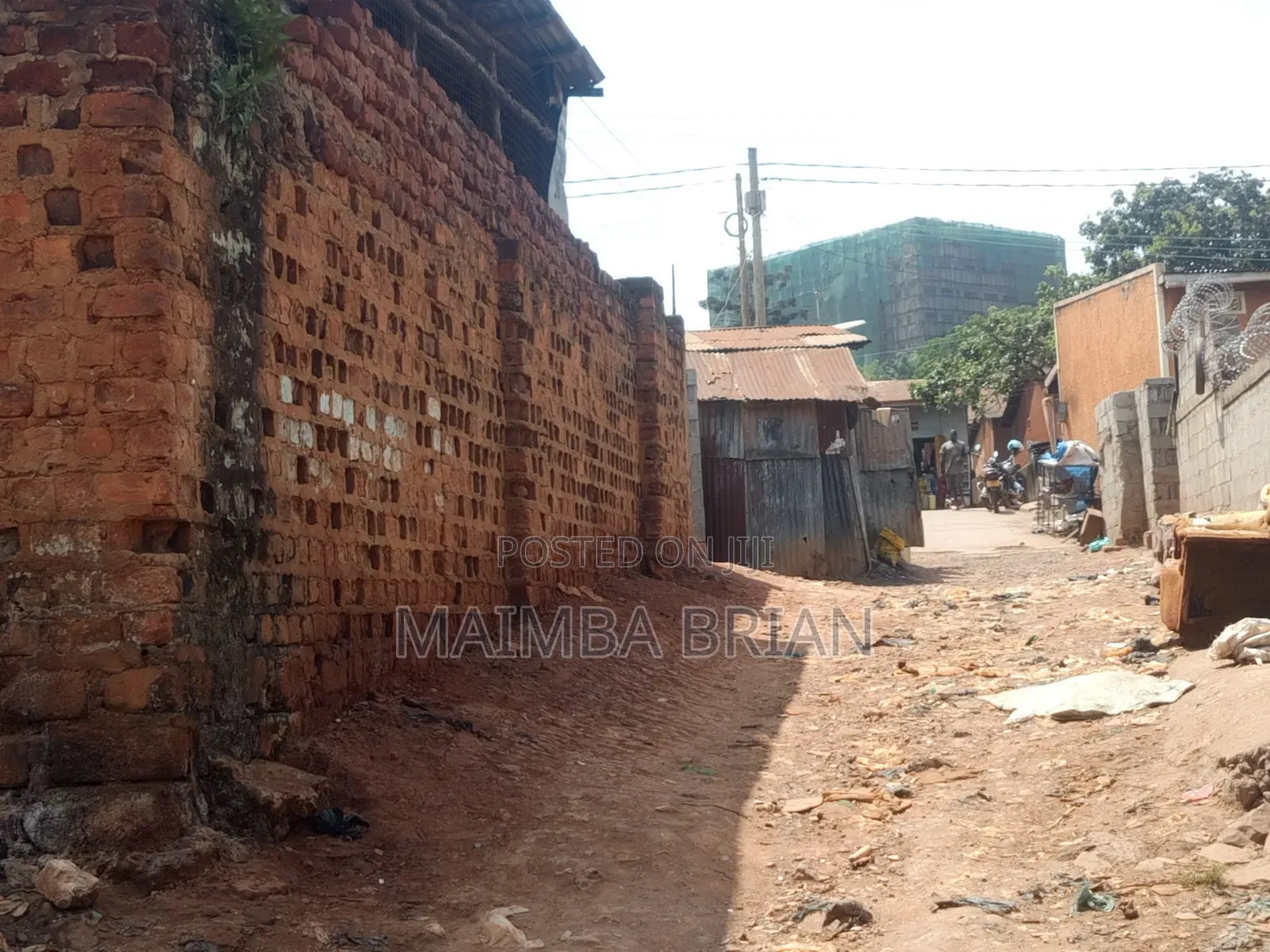 Half Acre in Kibuli Ku Dipo at Only 1.5bn