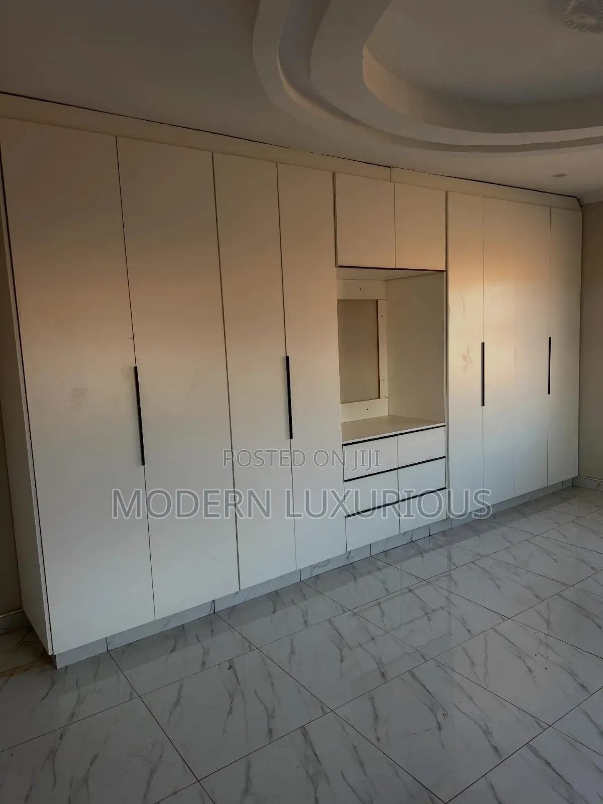 Wardrobe/Wardrobes/Bedroom Wardrobe/Closet/07