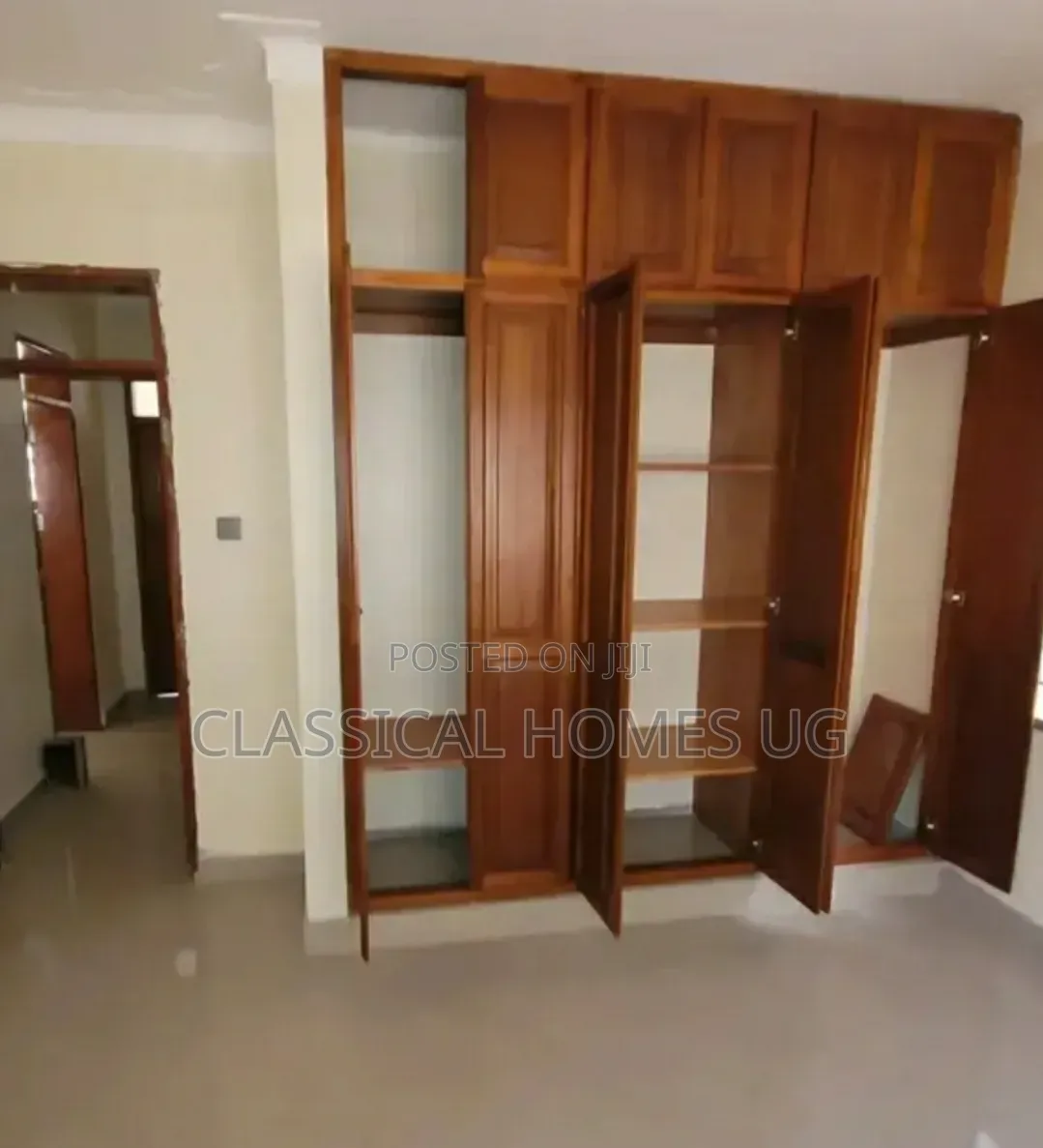 3bdrm Apartment in Lubowa Entebbe Road, Central Division for rent