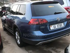 Volkswagen Golf GTI 2017 Blue