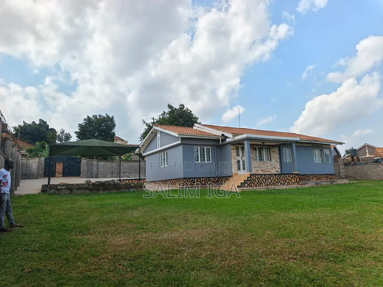 4bdrm Bungalow in Kololo Property, Central Division for rent