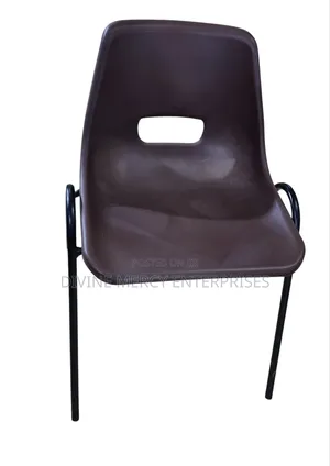Klassic Chair With Metal Legs