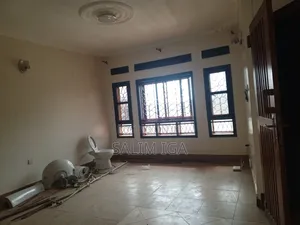 3bdrm Block of Flats in Kololo Property, Central Division for rent