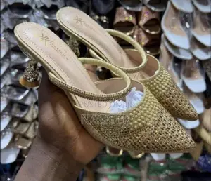 Nagger Shoe Hub 