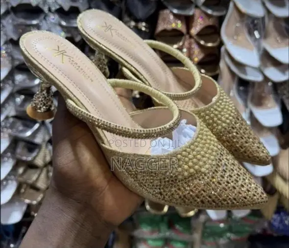 Nagger Shoe Hub 