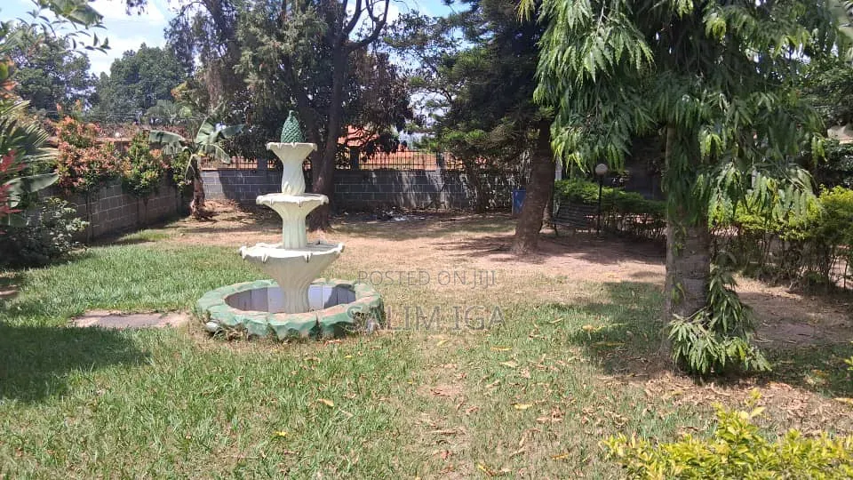 4bdrm Duplex in Kololo Property, Central Division for rent