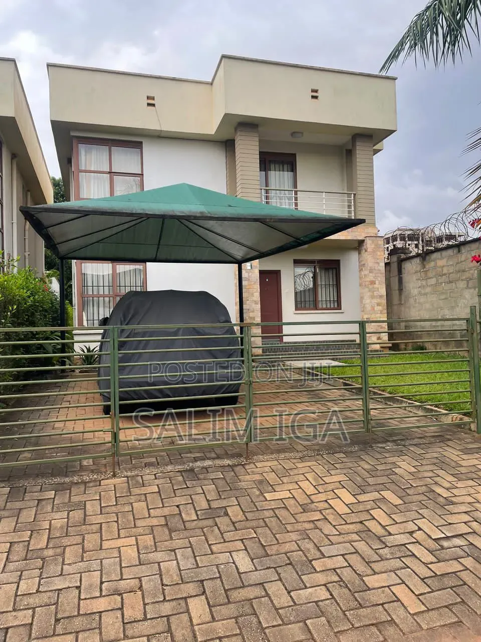 3bdrm Townhouse / Terrace in Kololo Property, Central Division for rent