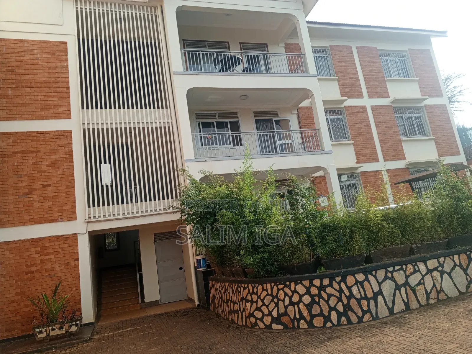 3bdrm Block of Flats in Kololo Property, Central Division for rent