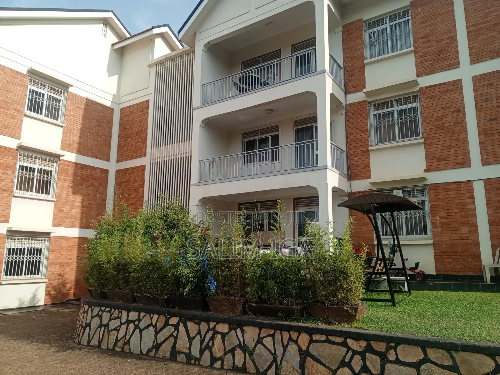 3bdrm Block of Flats in Kololo Property, Central Division for rent