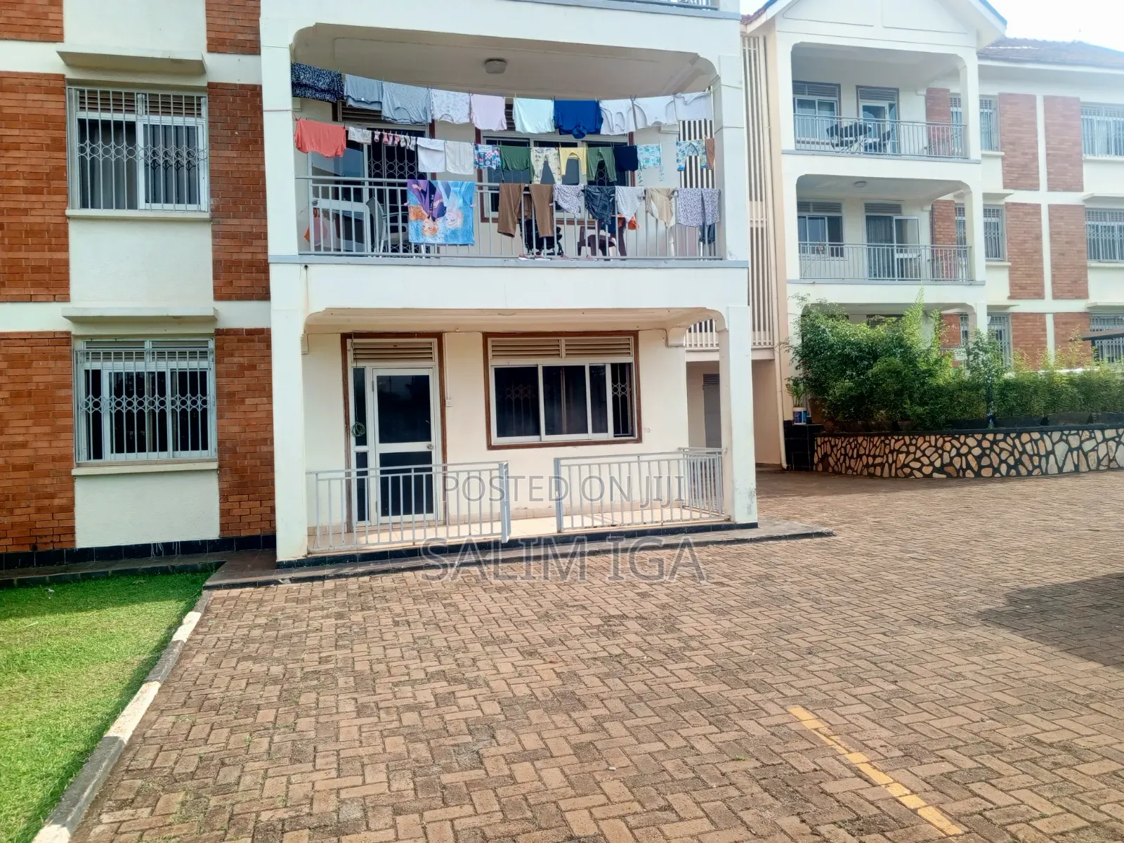 3bdrm Block of Flats in Kololo Property, Central Division for rent